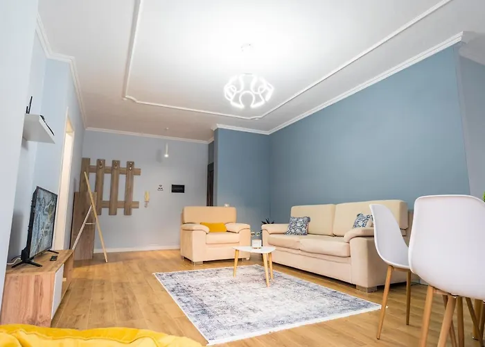 Cane New Bazaar 地拉那